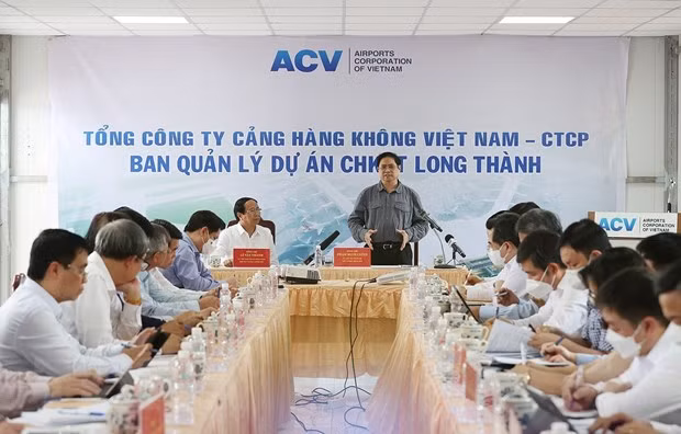 越南政府总理:多措并举确保隆城国际航空港建设项目如期完工 ảnh 1 越南政府总理:多措并举确保隆城国际航空港建设项目如期完工 ảnh 1