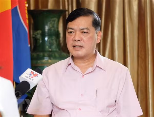 越南国家主席阮春福访新致力推动双边关系迈上新台阶 ảnh 1 越南国家主席阮春福访新致力推动双边关系迈上新台阶 ảnh 1