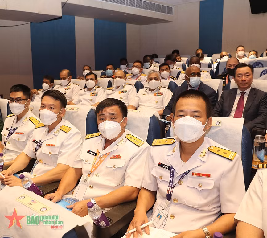 越南海军代表团出席国际海事研讨会 ảnh 2 越南海军代表团出席国际海事研讨会 ảnh 2