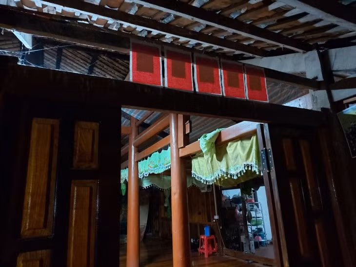 岱依族、侬族的贴年红习俗 ảnh 2