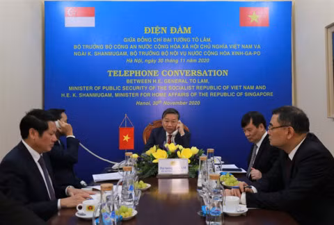 越南公安部与新加坡内政部长兼律政部促进合作关系 ảnh 1 越南公安部与新加坡内政部长兼律政部促进合作关系 ảnh 1
