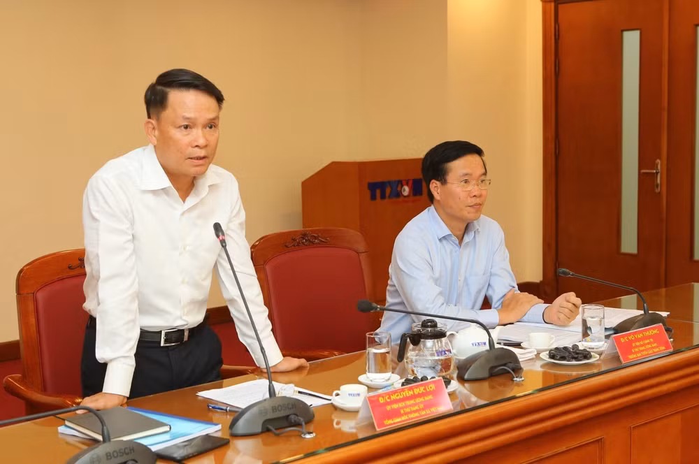将反腐斗争与筑牢党的思想基础相结合 ảnh 2