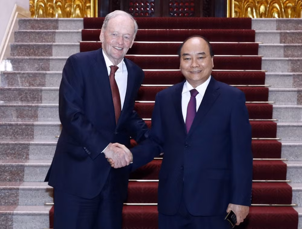 越南政府总理阮春福会见加拿大前总理克里纯 ảnh 1