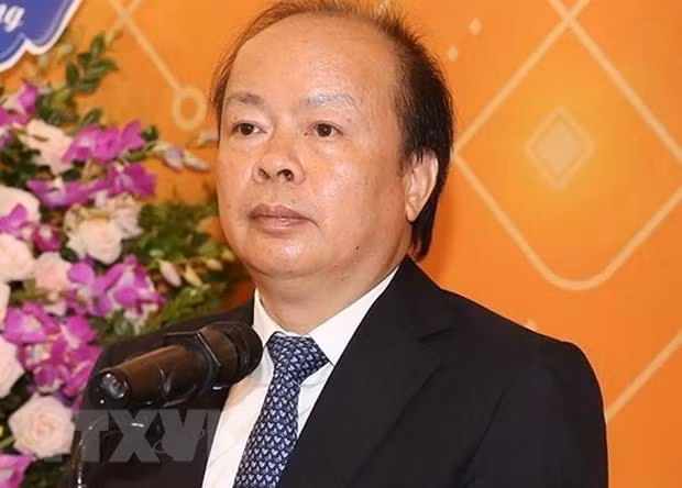 政府总理给予财政部副部长黄光海警告处分 ảnh 1 政府总理给予财政部副部长黄光海警告处分 ảnh 1