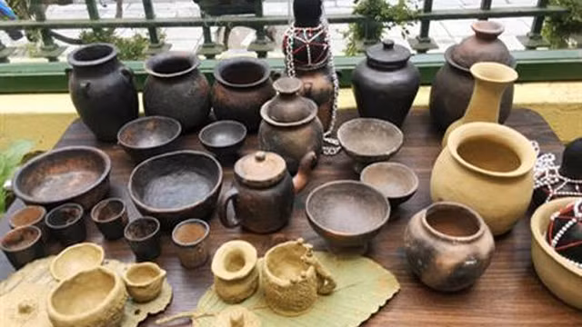 力争将崑嵩省巴拿族的陶器打造成旅游产品 ảnh 1 力争将崑嵩省巴拿族的陶器打造成旅游产品 ảnh 1