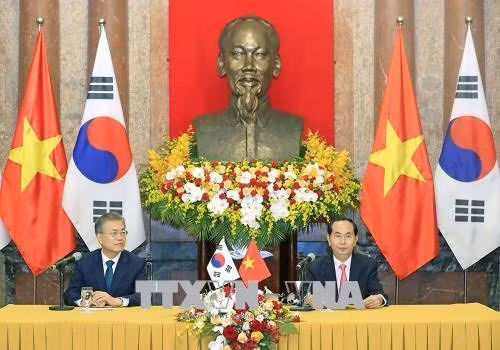 越南与韩国发表联合声明 ảnh 2 越南与韩国发表联合声明 ảnh 2