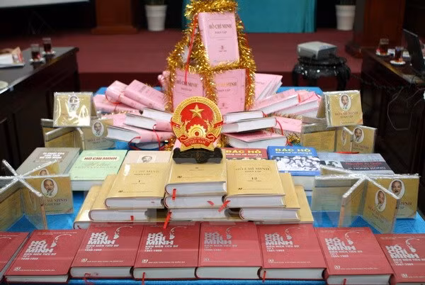 《胡志明全集》老挝语编译工程正式启动 ảnh 1 《胡志明全集》老挝语编译工程正式启动 ảnh 1
