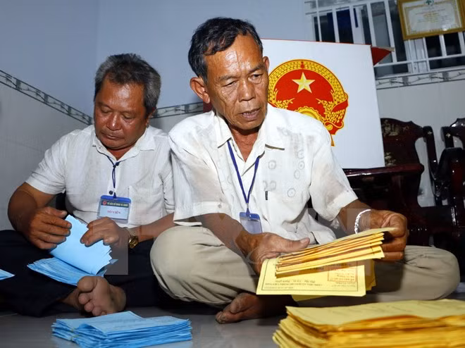 越南全国各地选民投票率为98.77% ảnh 1