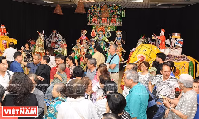母道的跳神礼仪 ảnh 15