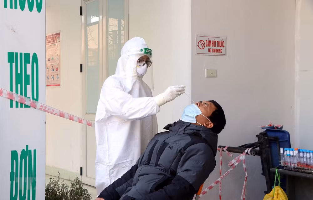 2月21日下午越南新增15例新冠肺炎确诊病例 ảnh 1 2月21日下午越南新增15例新冠肺炎确诊病例 ảnh 1