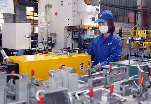 捷克外交官:第四次工业革命战略有望大大提升越南经济竞争力和国际地位 ảnh 1 捷克外交官:第四次工业革命战略有望大大提升越南经济竞争力和国际地位 ảnh 1