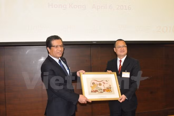 越南经营投资机遇座谈会在中国香港举行 ảnh 1
