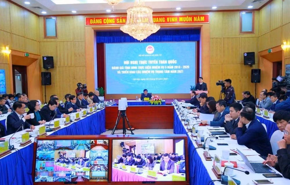 继续制定政策缓解疫情所造成的困难 ảnh 1