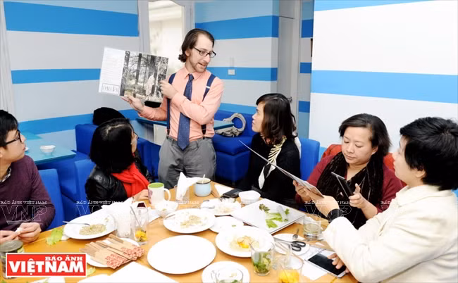 以色列小伙子Shahar Lubin情系越南美食 ảnh 1 以色列小伙子Shahar Lubin情系越南美食 ảnh 1