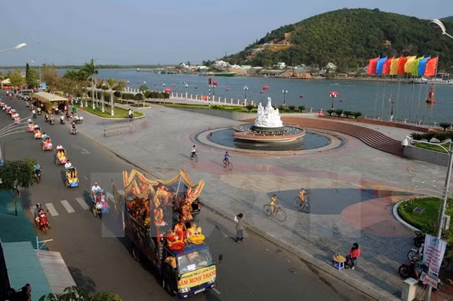 越南2016年国家旅游年公布仪式在坚江省举行 ảnh 1 越南2016年国家旅游年公布仪式在坚江省举行 ảnh 1