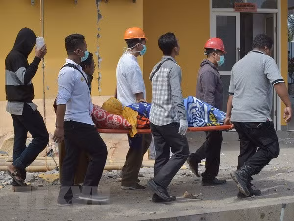 印尼发生强烈地震 没有关于越南公民的信息 ảnh 1