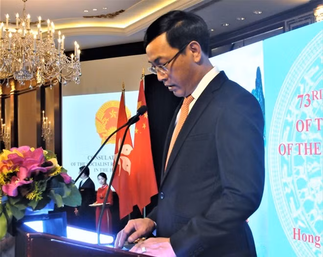 越南驻外代表机构举行国庆73周年纪念活动 ảnh 1 越南驻外代表机构举行国庆73周年纪念活动 ảnh 1