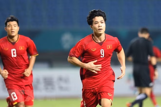 越南队1比0战胜巴林队 挺进1/4决赛 ảnh 1 越南队1比0战胜巴林队 挺进1/4决赛 ảnh 1