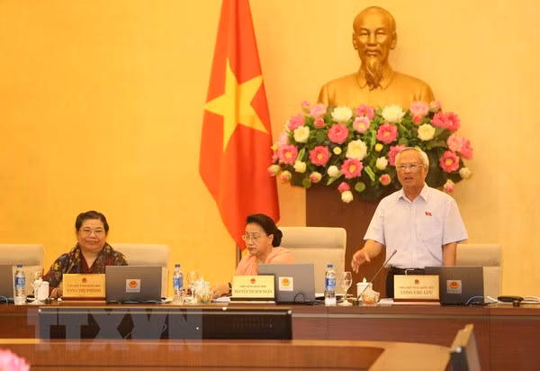 越南第十四届国会常委会第26次会议：广泛征求民众对《教育法（修正案）》（草案）的意见 ảnh 1