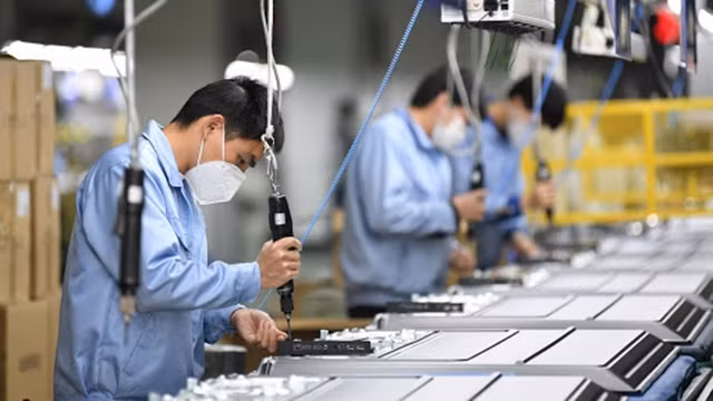 2020年前7月越南复工复产企业2.86万家 同比增长17.6% ảnh 1 2020年前7月越南复工复产企业2.86万家 同比增长17.6% ảnh 1