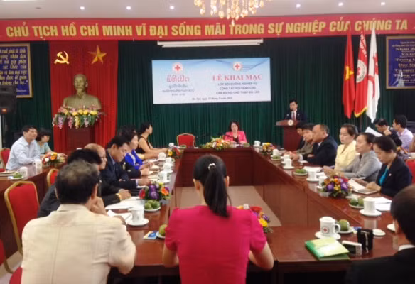 越南协助老挝促进红十字会事业发展 ảnh 1 越南协助老挝促进红十字会事业发展 ảnh 1