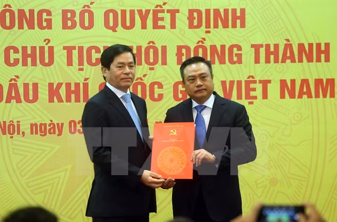 政府总理阮春福:越南油气集团继续有效开展生产经营活动 强化越南主权 ảnh 2 政府总理阮春福:越南油气集团继续有效开展生产经营活动 强化越南主权 ảnh 2
