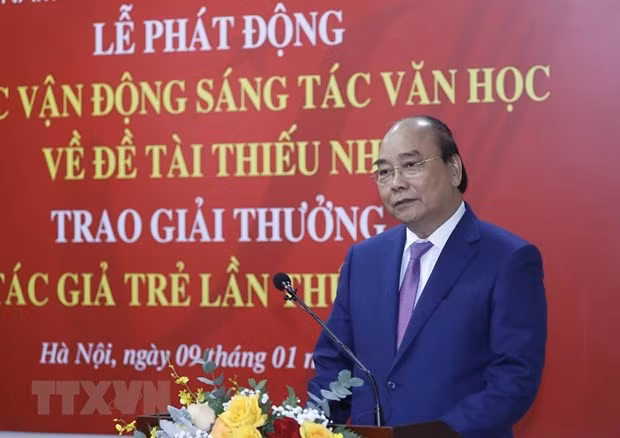 越南国家主席阮春福:文学要发挥激发青少年儿童分发图强精神的作用 ảnh 1 越南国家主席阮春福:文学要发挥激发青少年儿童分发图强精神的作用 ảnh 1