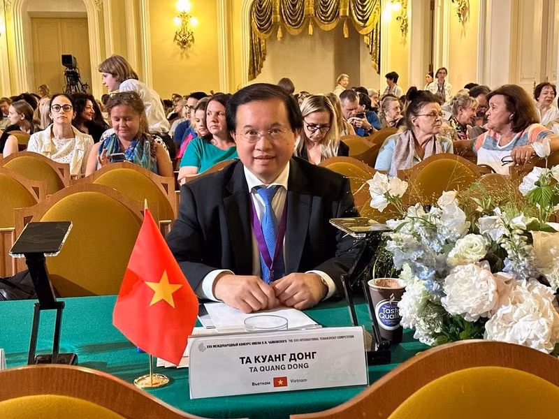 首个越南人被邀请为柴可夫斯基国际音乐比赛钢琴项目的评委 ảnh 1