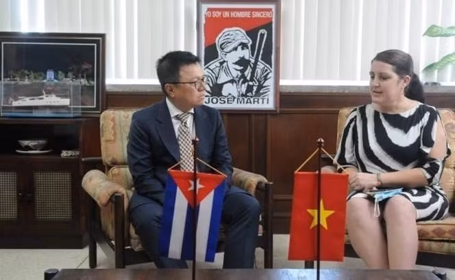 加强越古两党机关报的合作关系 ảnh 1 加强越古两党机关报的合作关系 ảnh 1