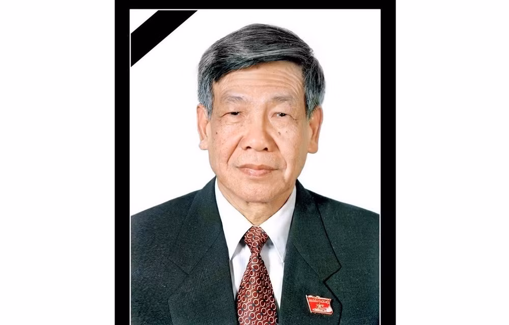特别公告:原越共中央总书记黎可漂逝世 ảnh 1 特别公告:原越共中央总书记黎可漂逝世 ảnh 1