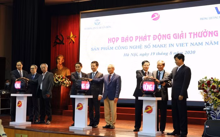 2020年“越南制造” 数字科技产品奖开启 ảnh 1 2020年“越南制造” 数字科技产品奖开启 ảnh 1