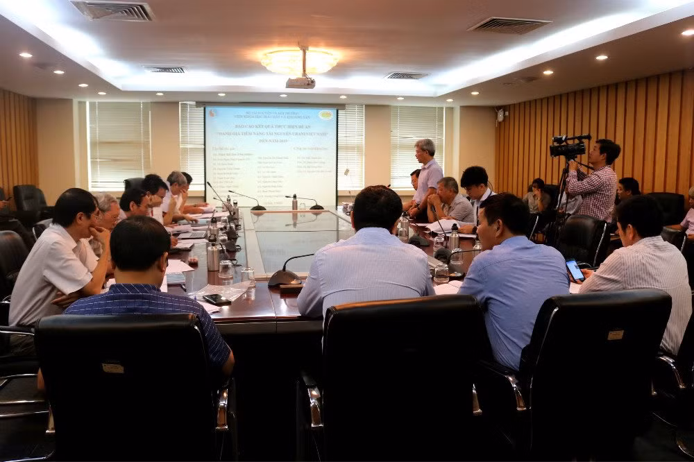 越南铀资源潜力总体评估报告会在河内举行 ảnh 1
