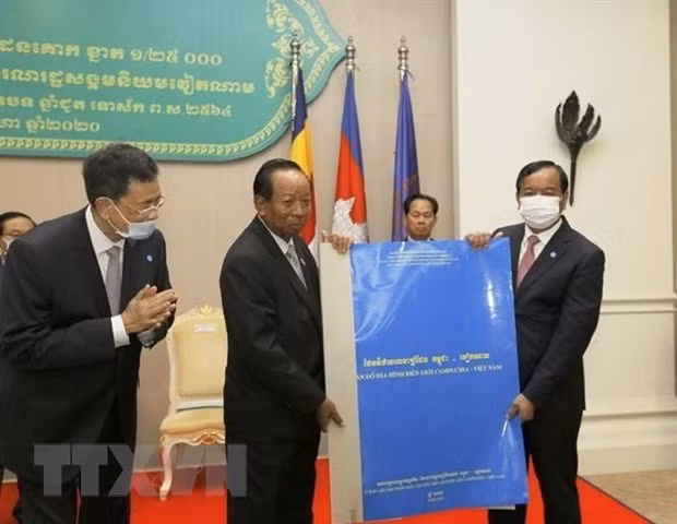 柬埔寨将把越柬边界地形图册送到联合国 ảnh 1