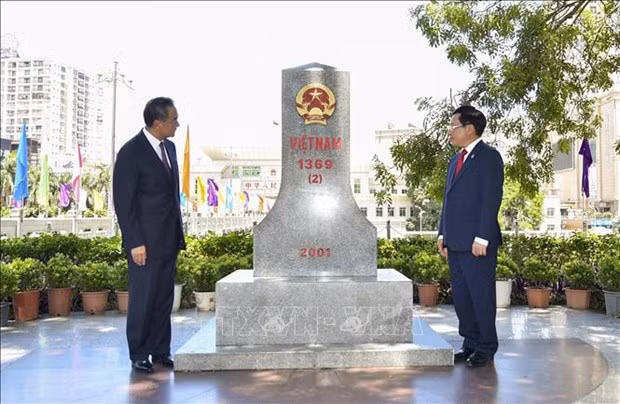 越通社评选一周要闻(2020.8.17-2020.8.23) ảnh 3 越通社评选一周要闻(2020.8.17-2020.8.23) ảnh 3