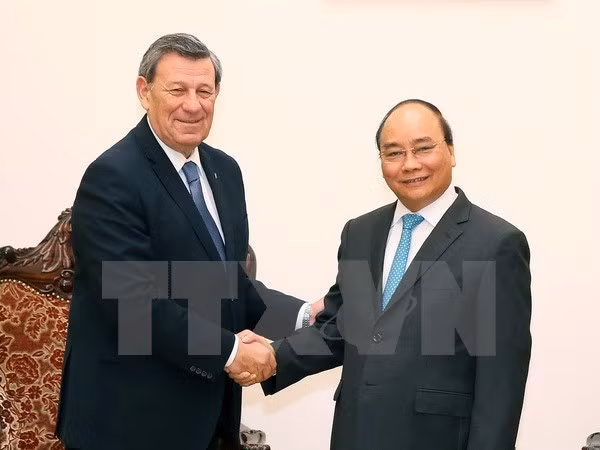 阮春福总理会见乌拉圭东岸共和国外交部长诺沃亚 ảnh 1 阮春福总理会见乌拉圭东岸共和国外交部长诺沃亚 ảnh 1