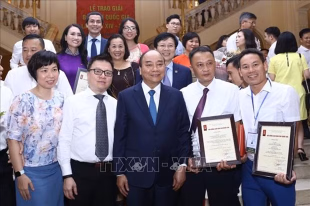 越通社评选一周要闻(2020.6.15-2020.6.21) ảnh 4 越通社评选一周要闻(2020.6.15-2020.6.21) ảnh 4