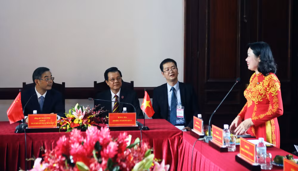 越中两国法院进一步促进交流合作 ảnh 3 越中两国法院进一步促进交流合作 ảnh 3