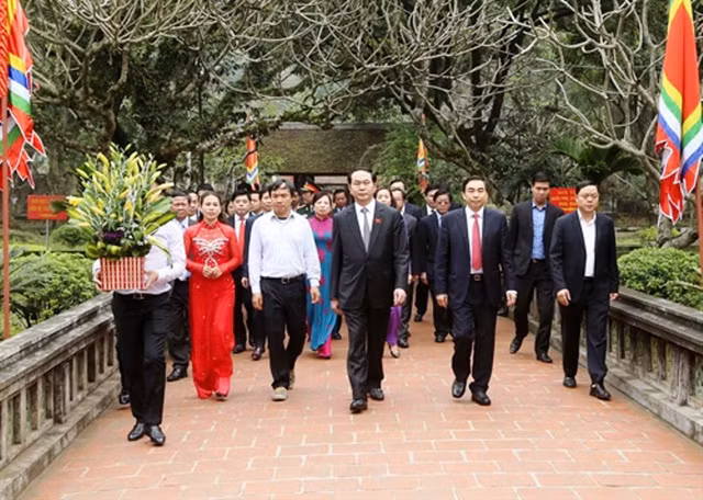 宁平省人民永远为优秀儿子——国家主席陈大光感到骄傲 ảnh 1 宁平省人民永远为优秀儿子——国家主席陈大光感到骄傲 ảnh 1