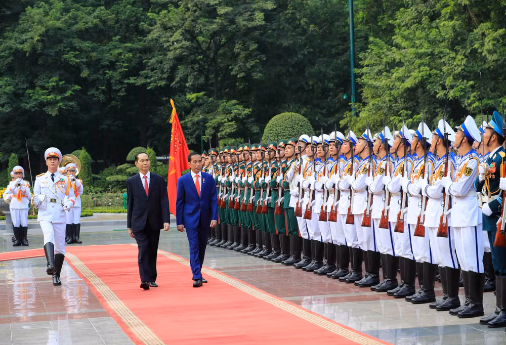 越南国家主席陈大光欢迎印尼总统到访 双方举行会谈 ảnh 1 越南国家主席陈大光欢迎印尼总统到访 双方举行会谈 ảnh 1