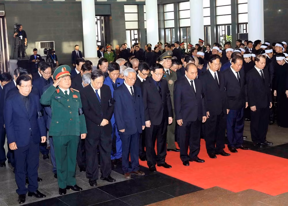 越南国家主席陈大光吊唁仪式隆重举行 ảnh 2 越南国家主席陈大光吊唁仪式隆重举行 ảnh 2