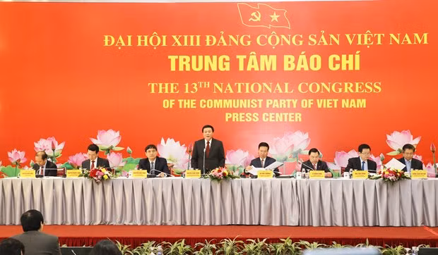 越共十三大:人事结构要合理 确保承前启后和代际更替等因素 ảnh 1 越共十三大:人事结构要合理 确保承前启后和代际更替等因素 ảnh 1