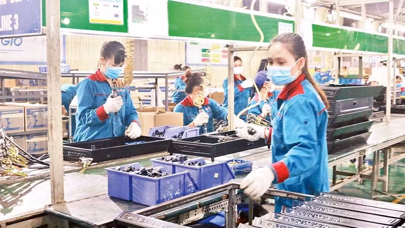 河内行政区划调整15周年：稳居北部地区经济火车头地位 ảnh 1