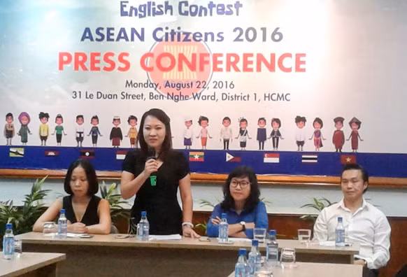 “东盟青年公民”英语辩论赛正式启动 ảnh 1