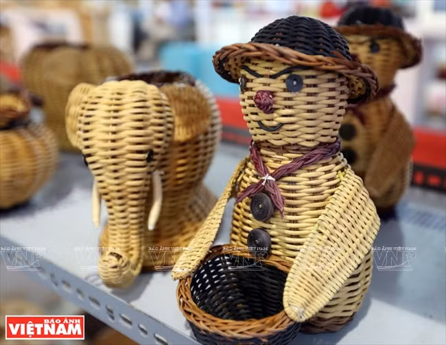 Vietcraft --手工艺品的出口桥梁 ảnh 14