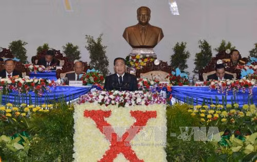 老挝人民革命党第十次全国代表大会隆重开幕 ảnh 1