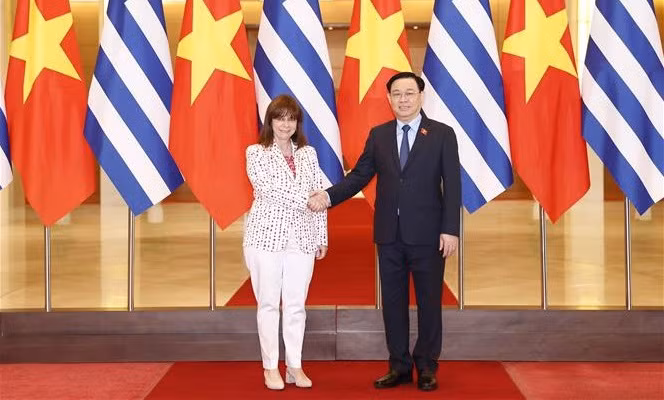 越南国会主席王廷惠会见希腊总统卡特里娜·萨克拉罗普卢 ảnh 1 越南国会主席王廷惠会见希腊总统卡特里娜·萨克拉罗普卢 ảnh 1
