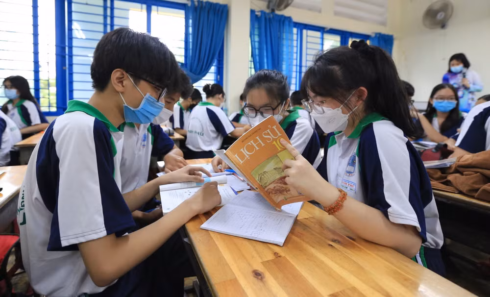 📝时评: 越南国会文化教育委员会提议将历史作为高中必修课 ảnh 2 📝时评: 越南国会文化教育委员会提议将历史作为高中必修课 ảnh 2