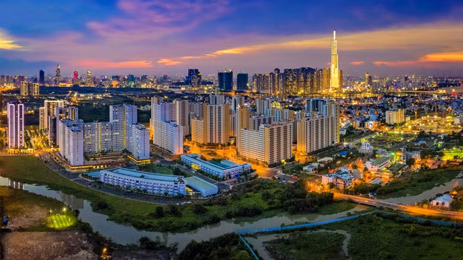 2022年胡志明市取得比期待和预期更快、同步和相当全面的成果 ảnh 1 2022年胡志明市取得比期待和预期更快、同步和相当全面的成果 ảnh 1