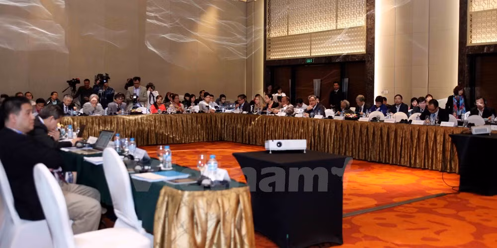 “树立亚洲信心”国际研讨会:遵守国际法律树立亚洲信心 ảnh 3 “树立亚洲信心”国际研讨会:遵守国际法律树立亚洲信心 ảnh 3