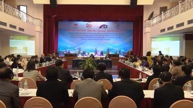 加强越南永福省与美国俄勒冈州教育合作 ảnh 1 加强越南永福省与美国俄勒冈州教育合作 ảnh 1